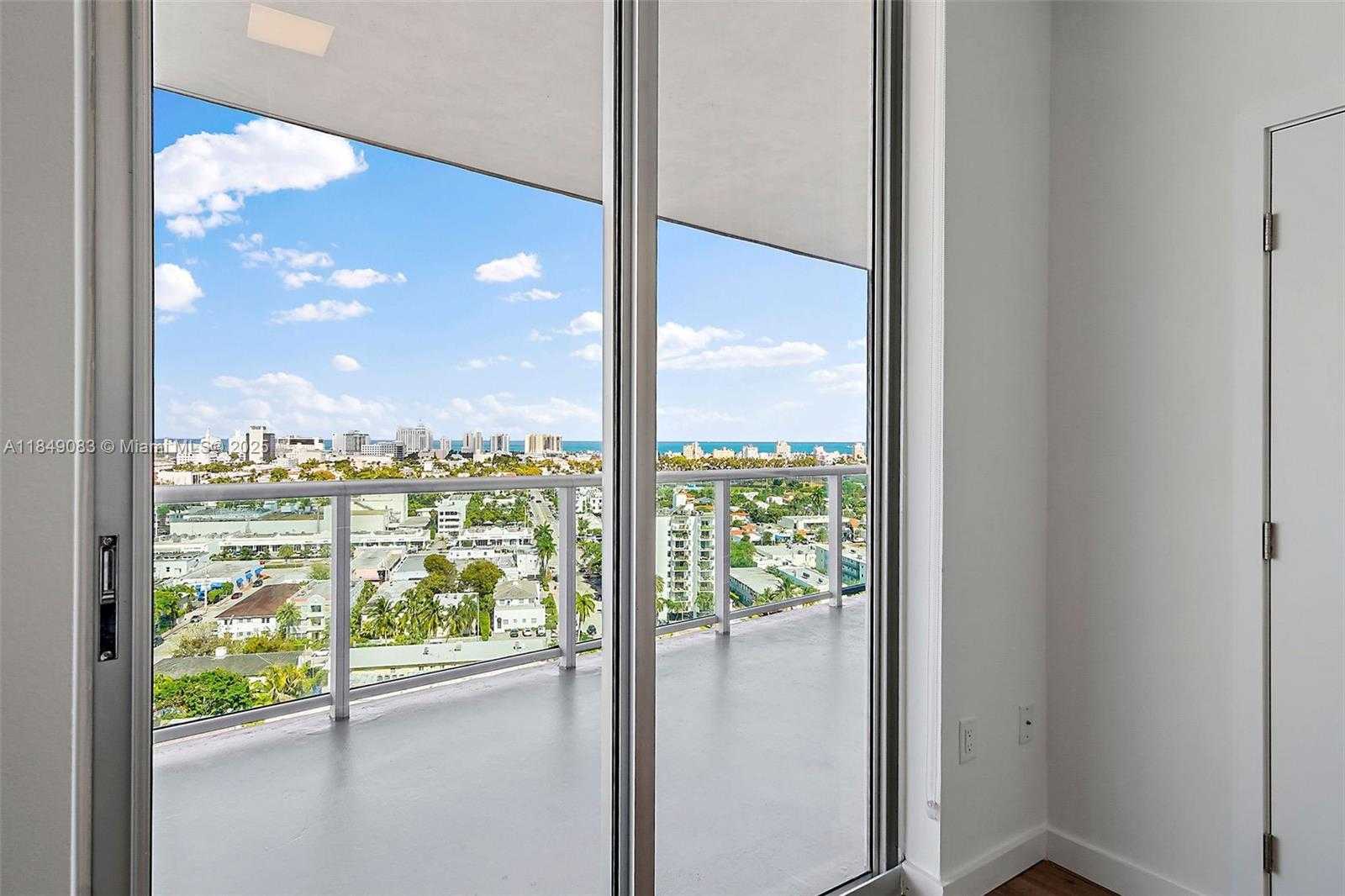 Small Image of 1500 BAY RD #C-1611, Miami Beach Number 16