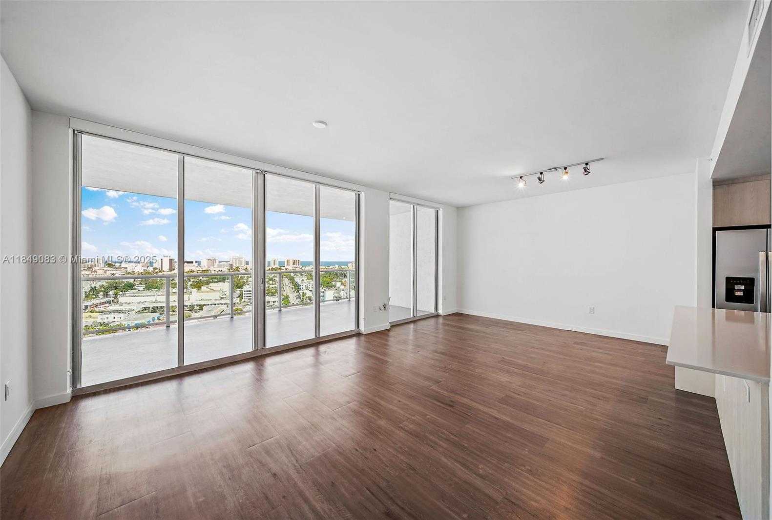 Small Image of 1500 BAY RD #C-1611, Miami Beach Number 2