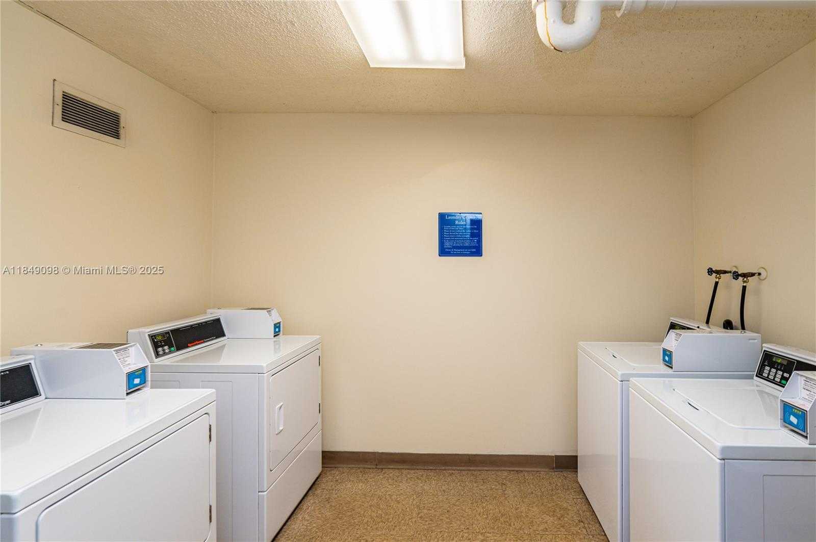 Small Image of 2780 NORTH EAST 183RD ST #2014, Aventura Number 30