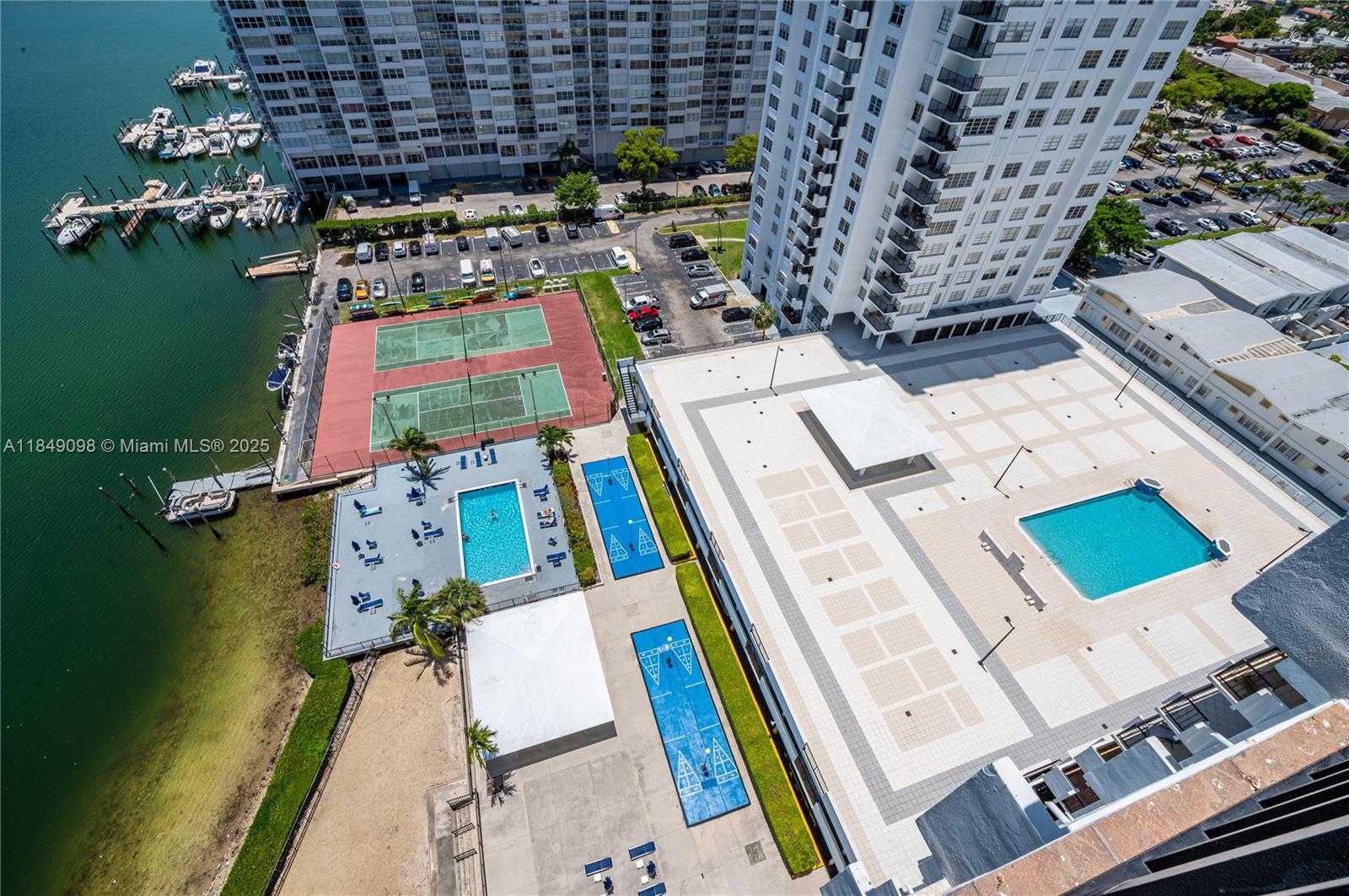 Small Image of 2780 NORTH EAST 183RD ST #2014, Aventura Number 34