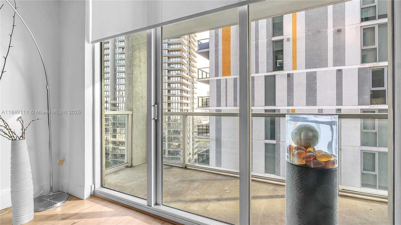 Small Image of 55 SOUTH EAST 6TH ST #2200, Miami Number 14