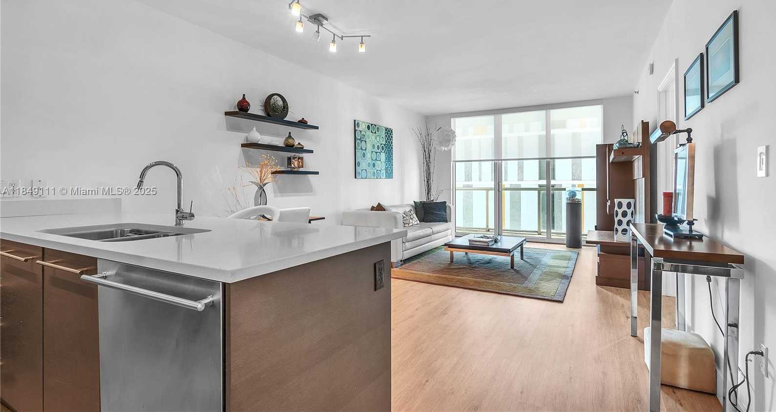 Small Image of 55 SOUTH EAST 6TH ST #2200, Miami Number 2
