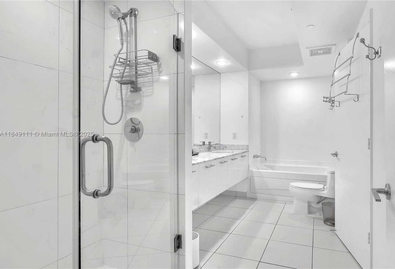 Small Image of 55 SOUTH EAST 6TH ST #2200, Miami Number 24