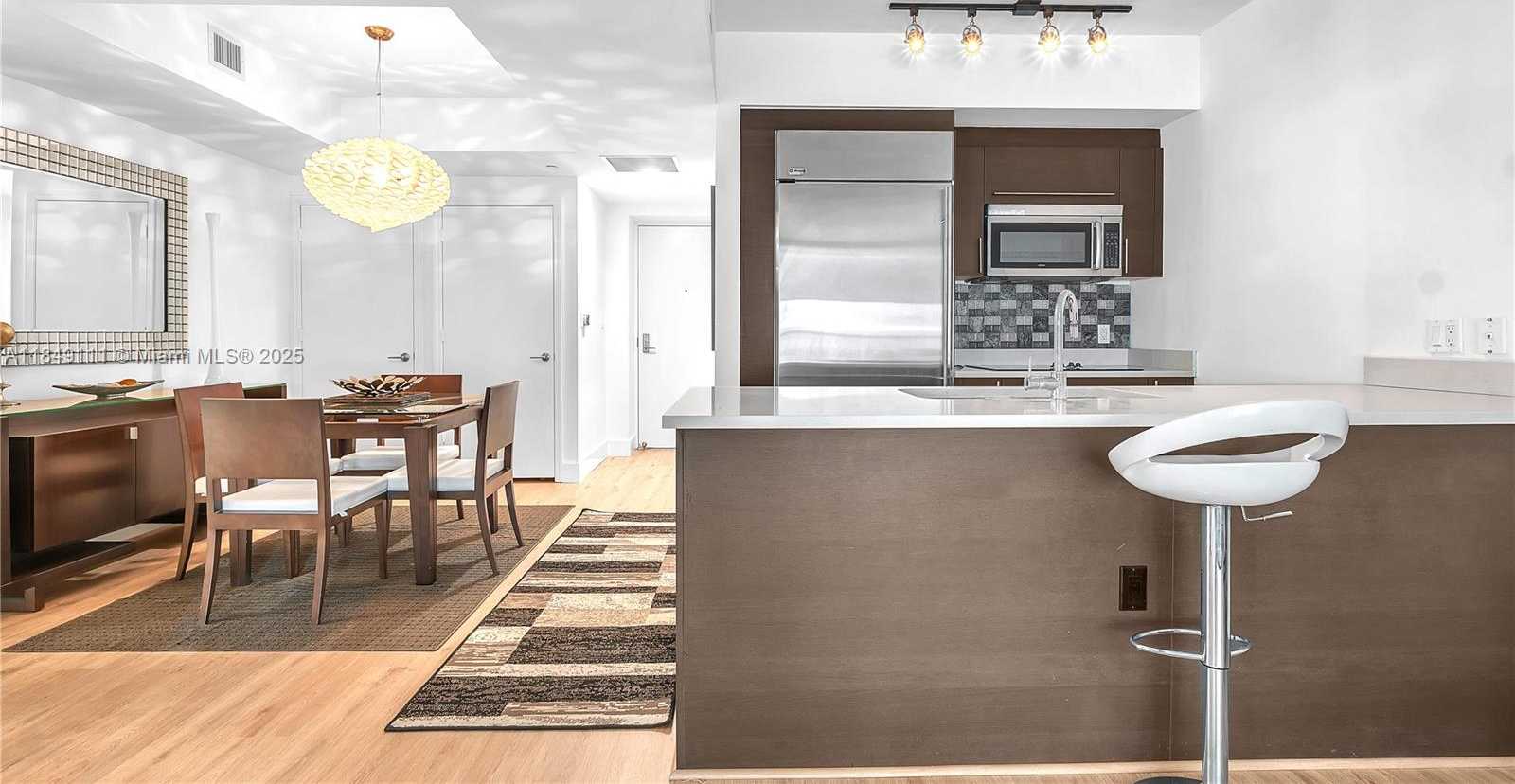 Small Image of 55 SOUTH EAST 6TH ST #2200, Miami Number 3