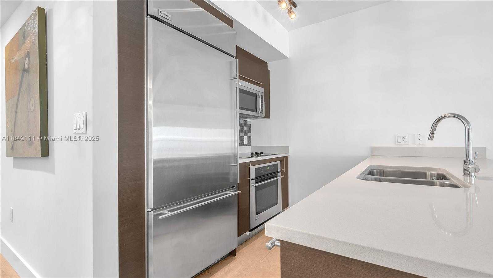 Small Image of 55 SOUTH EAST 6TH ST #2200, Miami Number 8