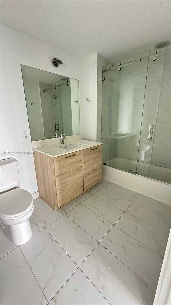 Small Image of 16385 BISCAYNE BLVD #2418, North Miami Beach Number 18