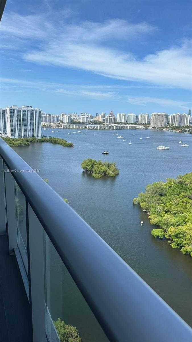 Small Image of 16385 BISCAYNE BLVD #2418, North Miami Beach Number 5