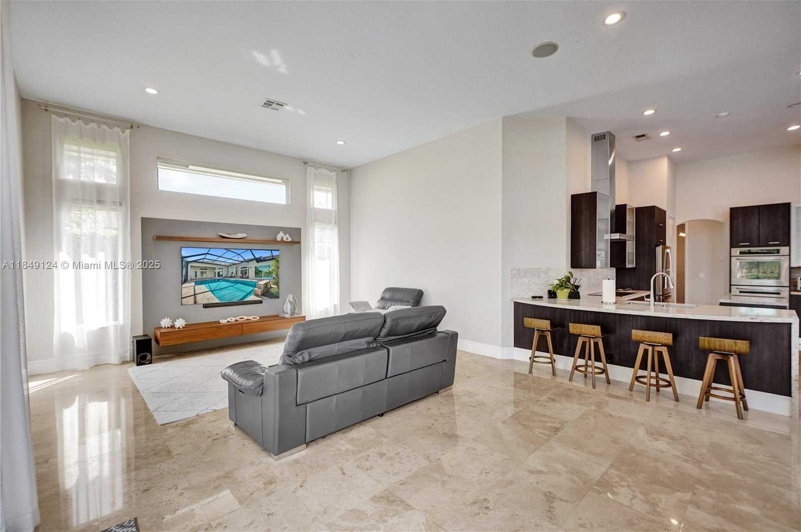 Small Image of 394 MALLARD LN, Weston Number 17