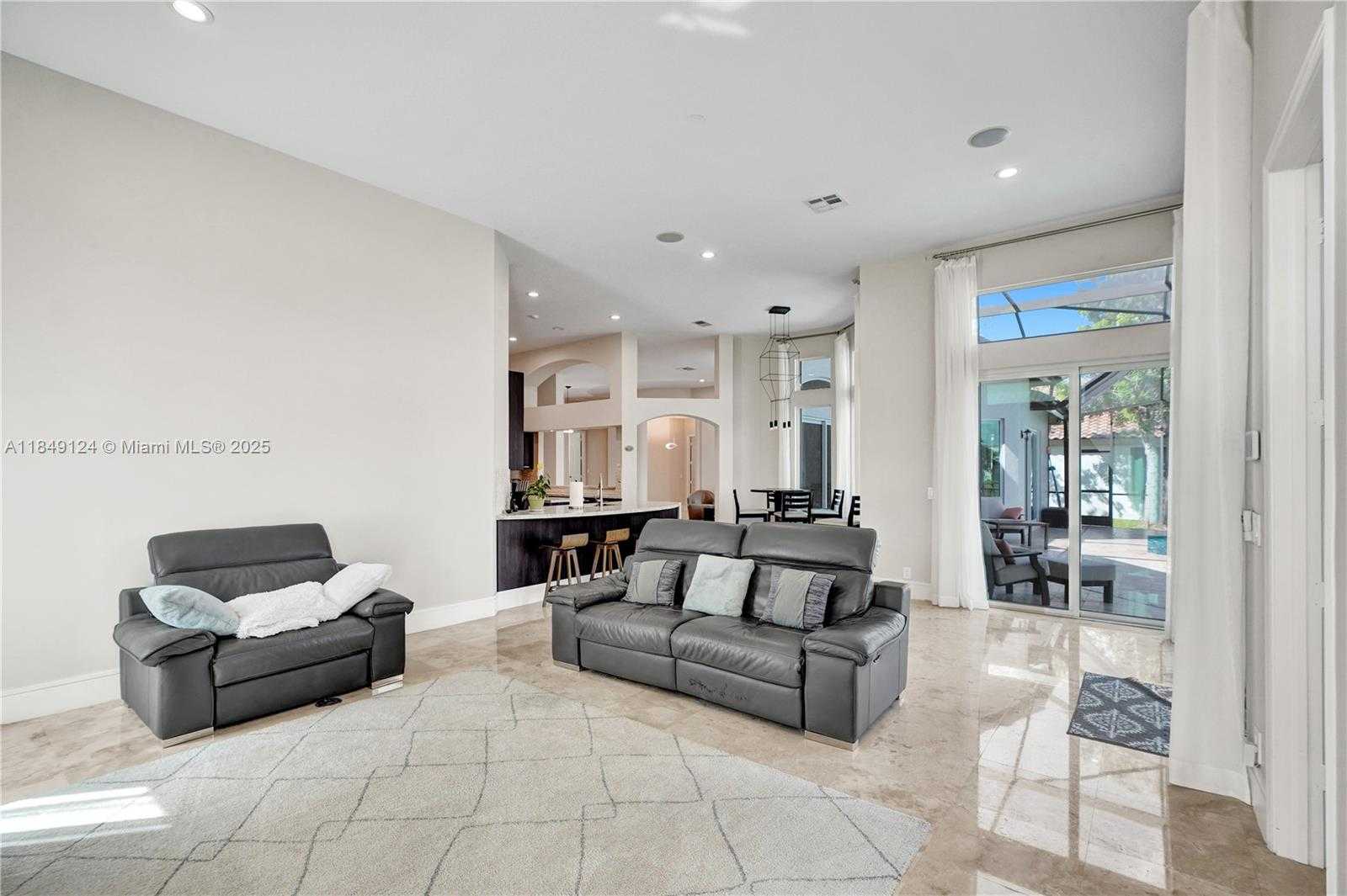 Small Image of 394 MALLARD LN, Weston Number 20