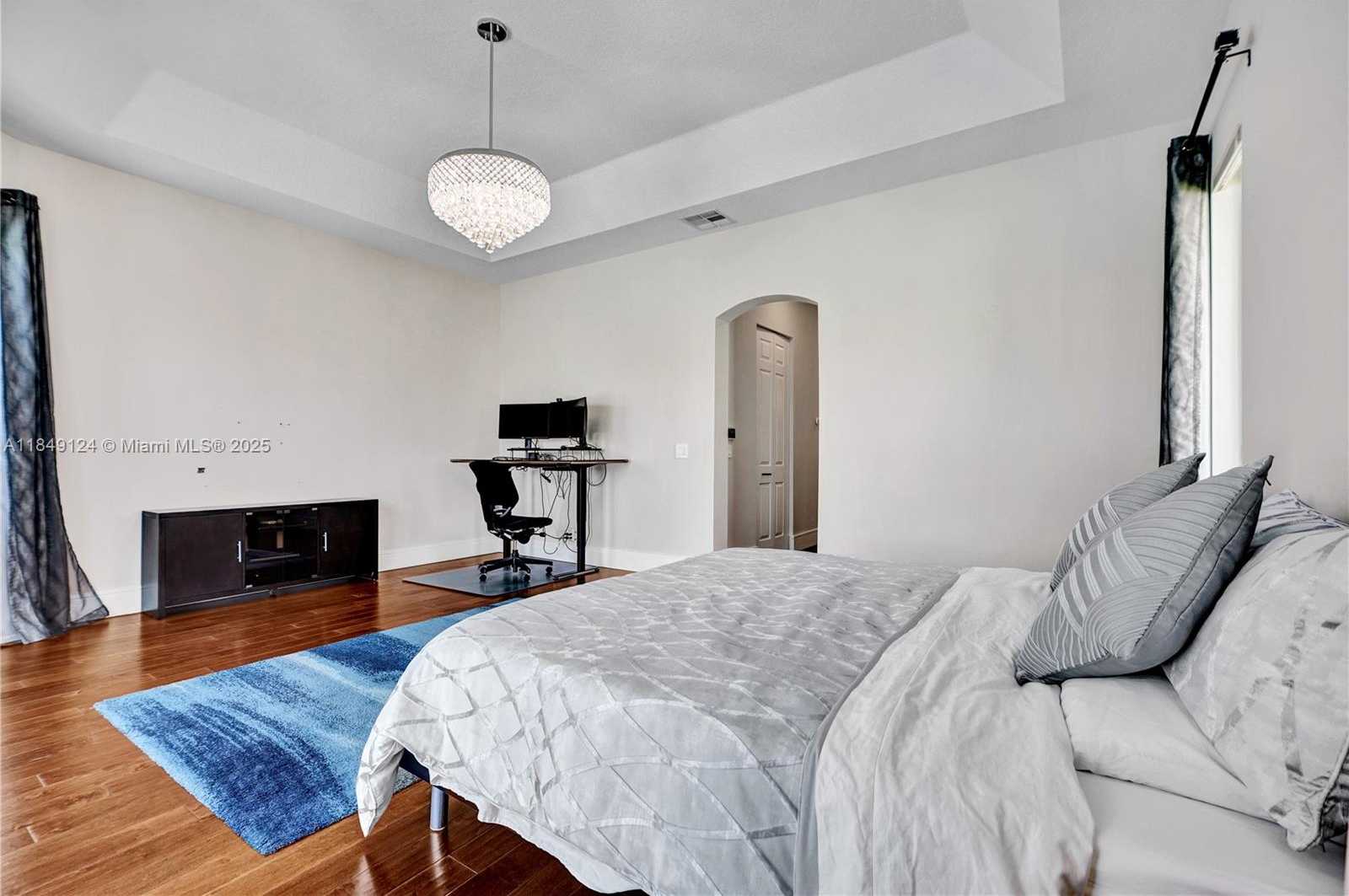 Small Image of 394 MALLARD LN, Weston Number 34