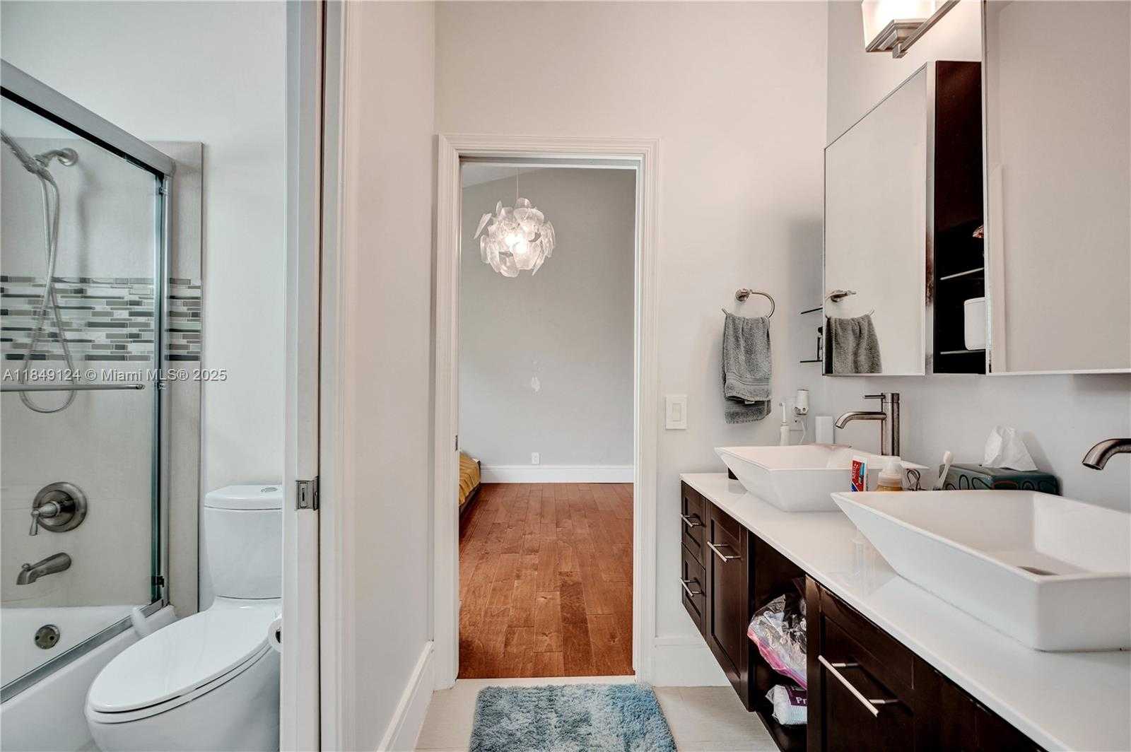 Small Image of 394 MALLARD LN, Weston Number 53