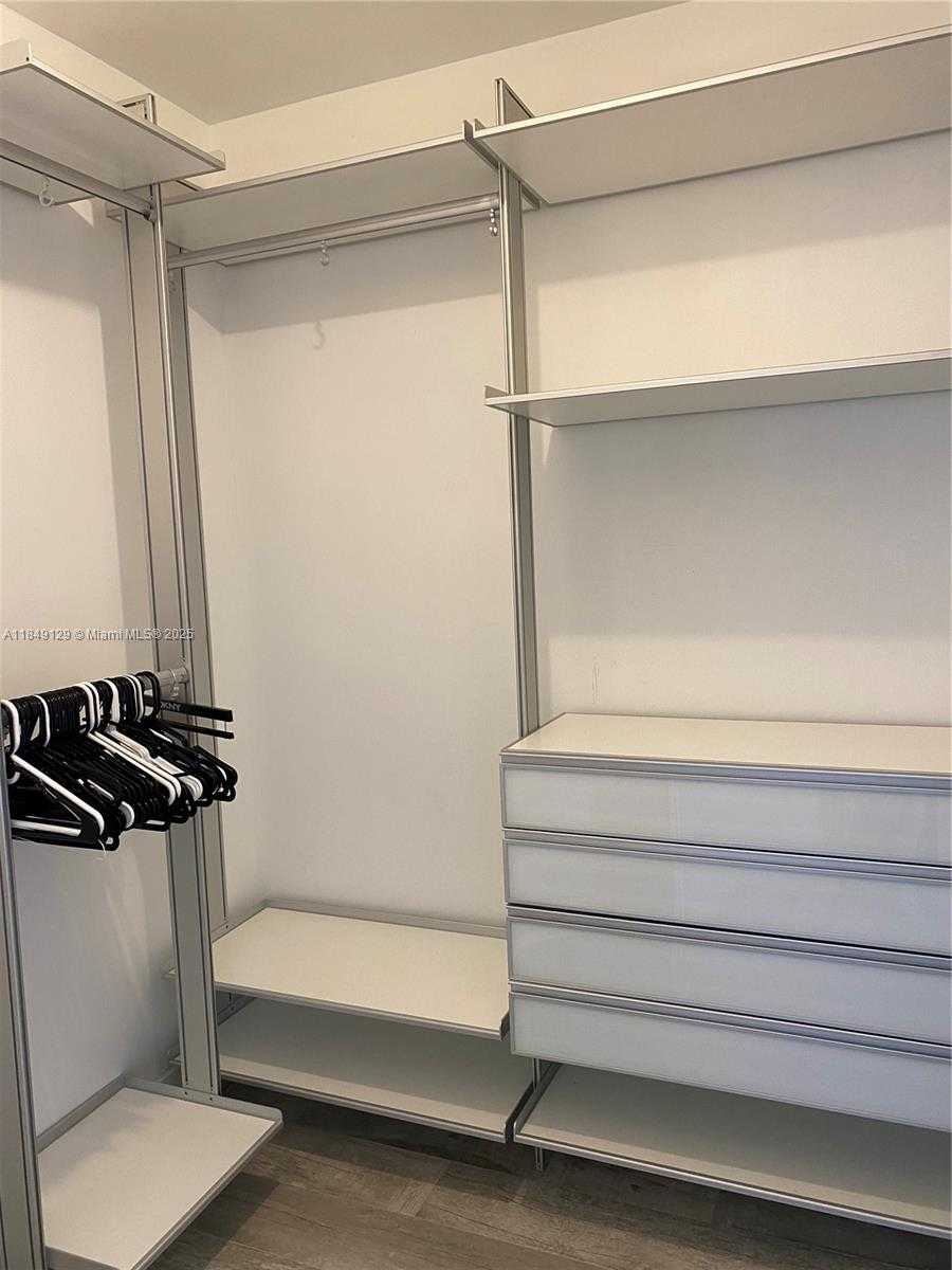 Small Image of 4779 COLLINS AVE #3606, Miami Beach Number 21