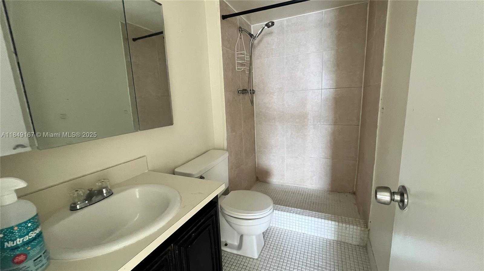 Small Image of 486 NORTH WEST 165TH ST RD #B-606, Miami Number 14