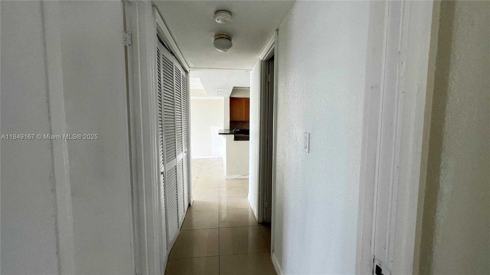 Small Image of 486 NORTH WEST 165TH ST RD #B-606, Miami Number 19