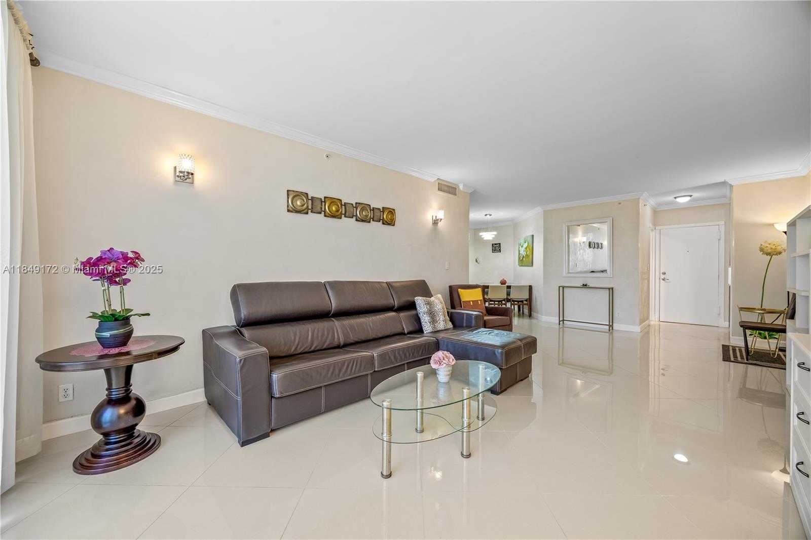 Small Image of 3001 SOUTH OCEAN DR #425, Hollywood Number 10