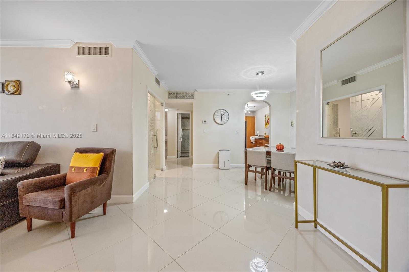 Small Image of 3001 SOUTH OCEAN DR #425, Hollywood Number 13