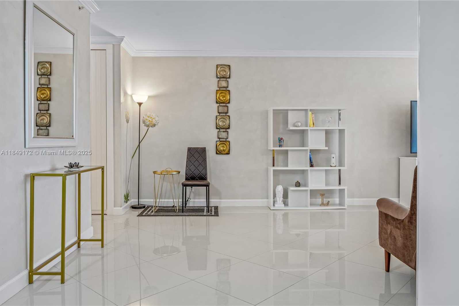Small Image of 3001 SOUTH OCEAN DR #425, Hollywood Number 14