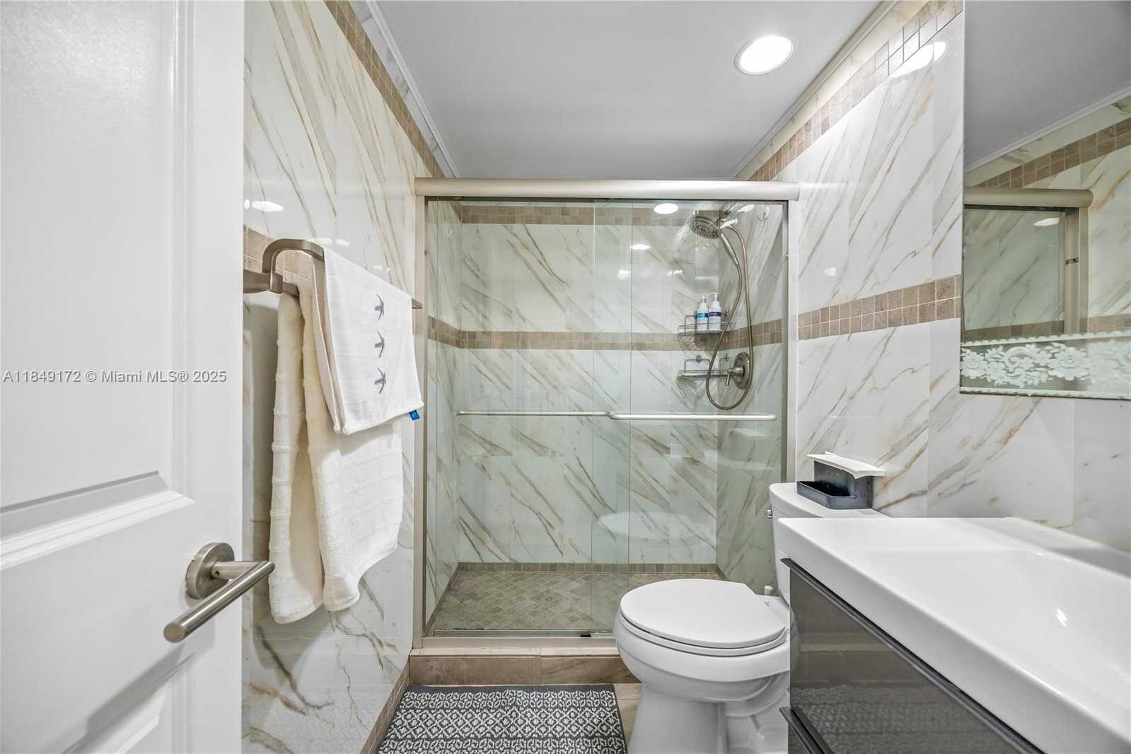 Small Image of 3001 SOUTH OCEAN DR #425, Hollywood Number 26