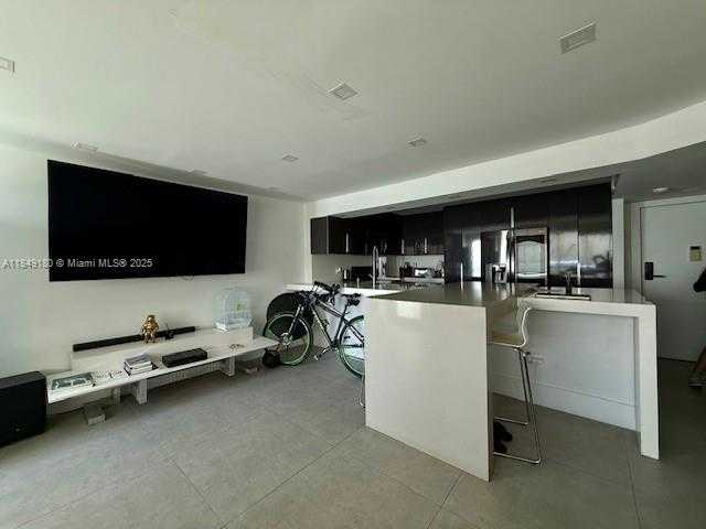 Small Image of 7135 COLLINS AVE #814, Miami Beach Number 12