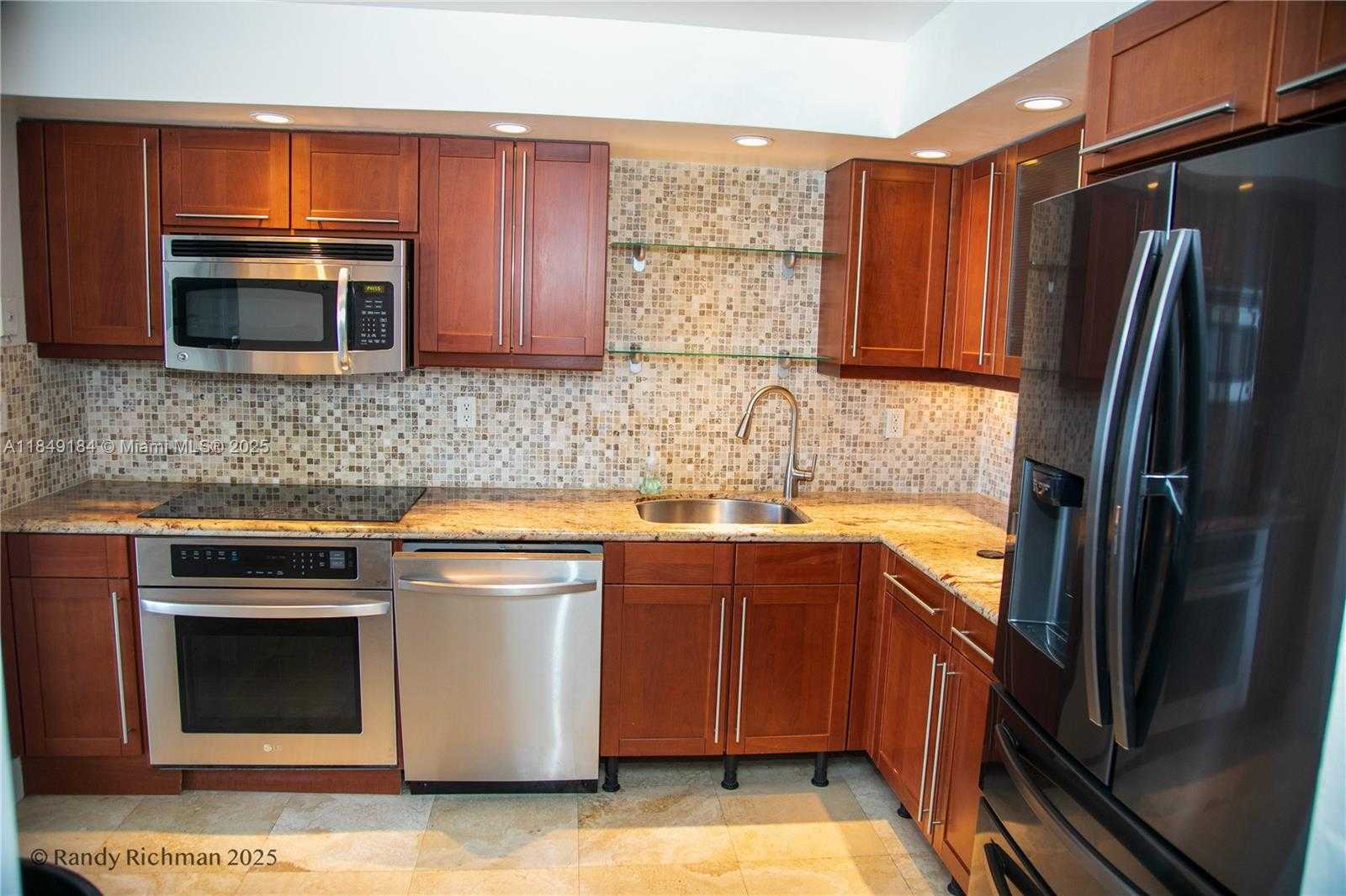 Small Image of 600 NORTH EAST 36TH ST #PH20, Miami Number 2