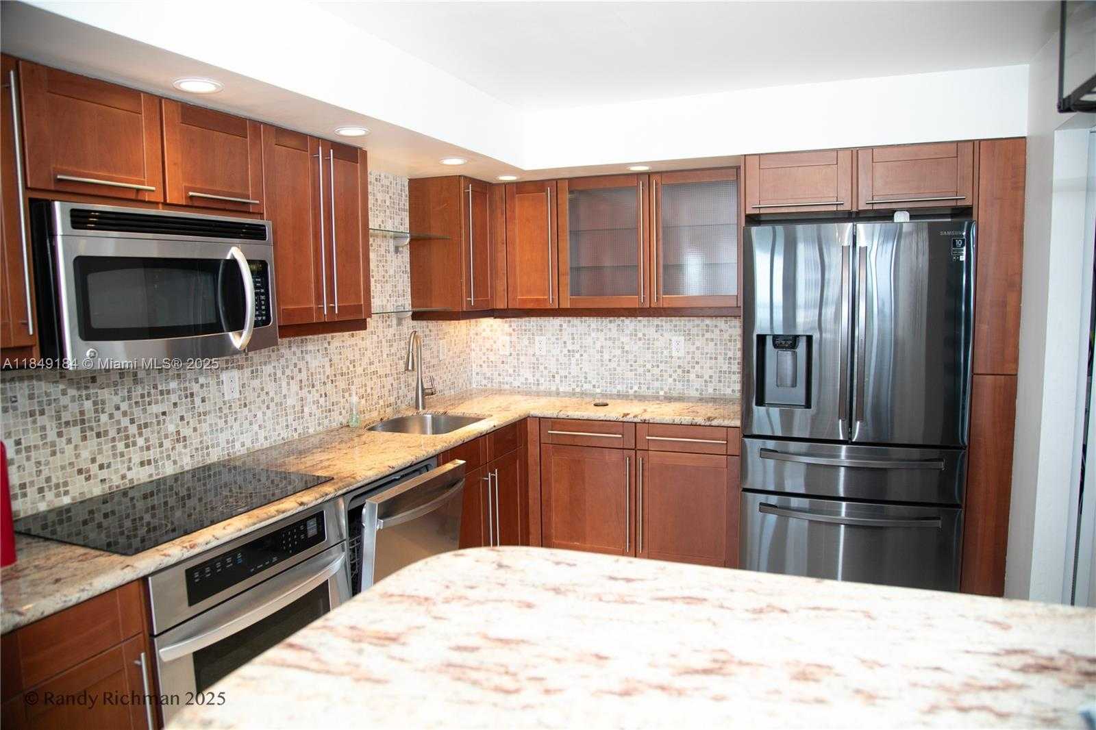 Small Image of 600 NORTH EAST 36TH ST #PH20, Miami Number 32