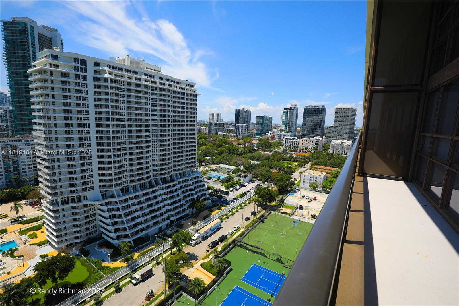 Small Image of 600 NORTH EAST 36TH ST #PH20, Miami Number 46