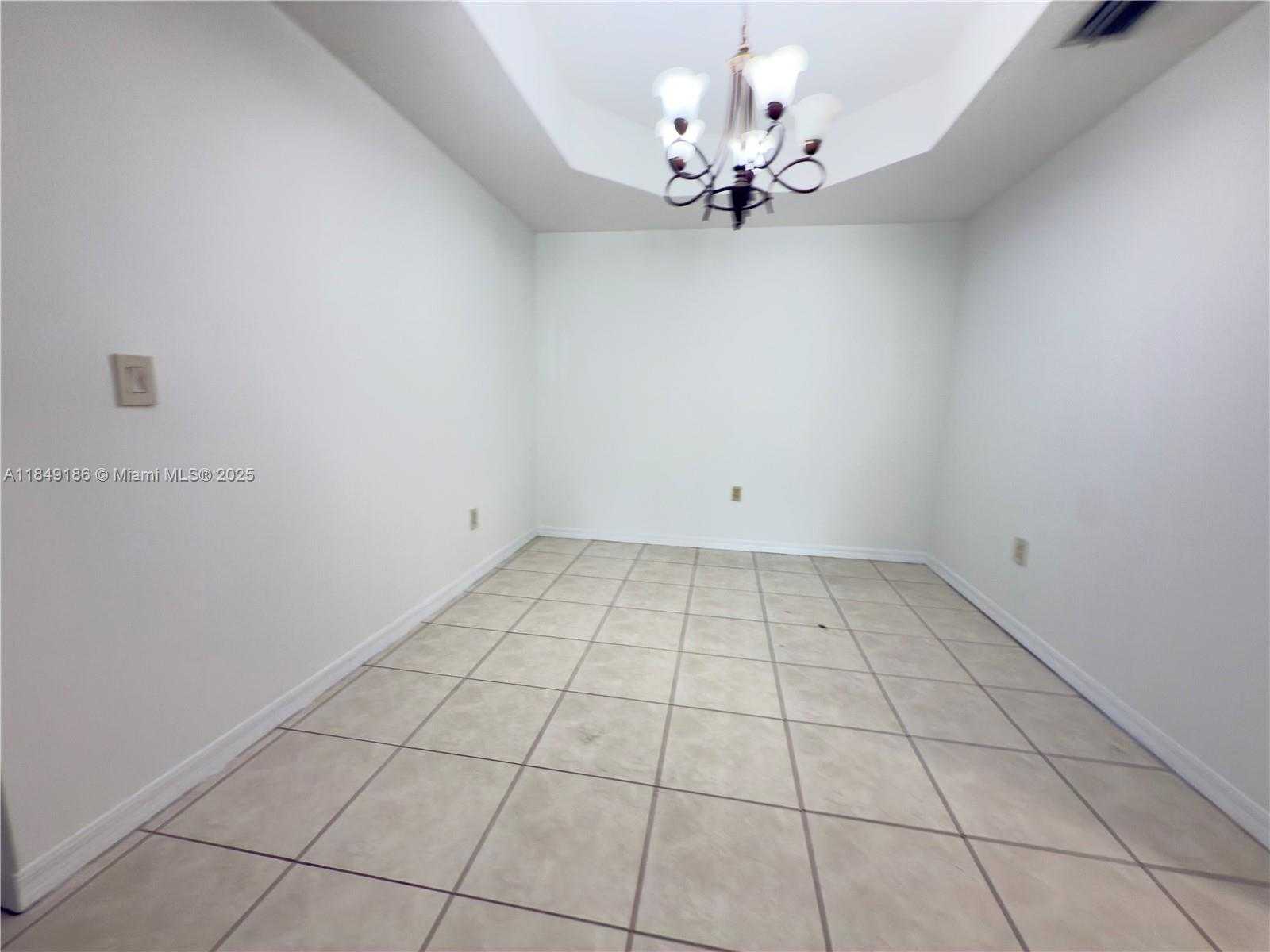 Small Image of 6520 NORTH WEST 114TH AVE #1621, Doral Number 8