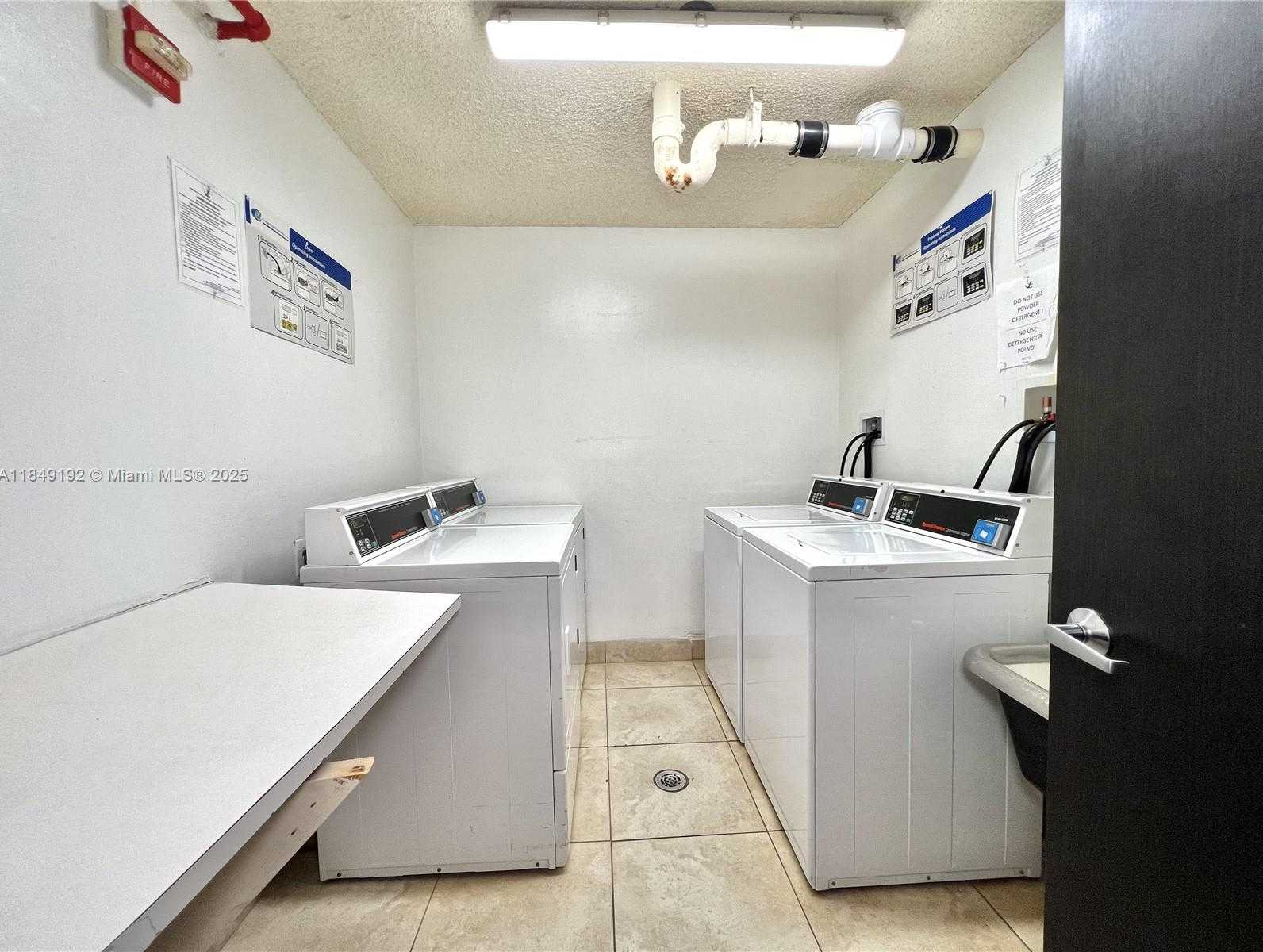 Small Image of 2851 NORTH EAST 183RD ST #414E, Aventura Number 16