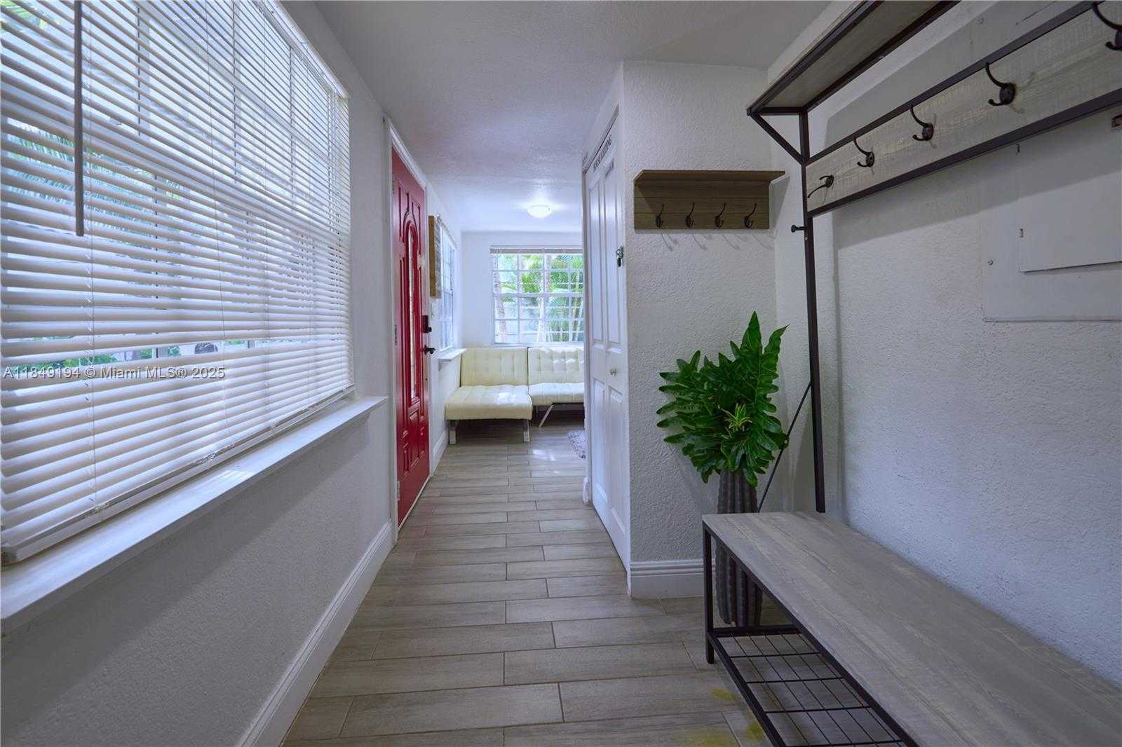 Small Image of 337 NORTH WEST 34TH ST #337, Miami Number 13