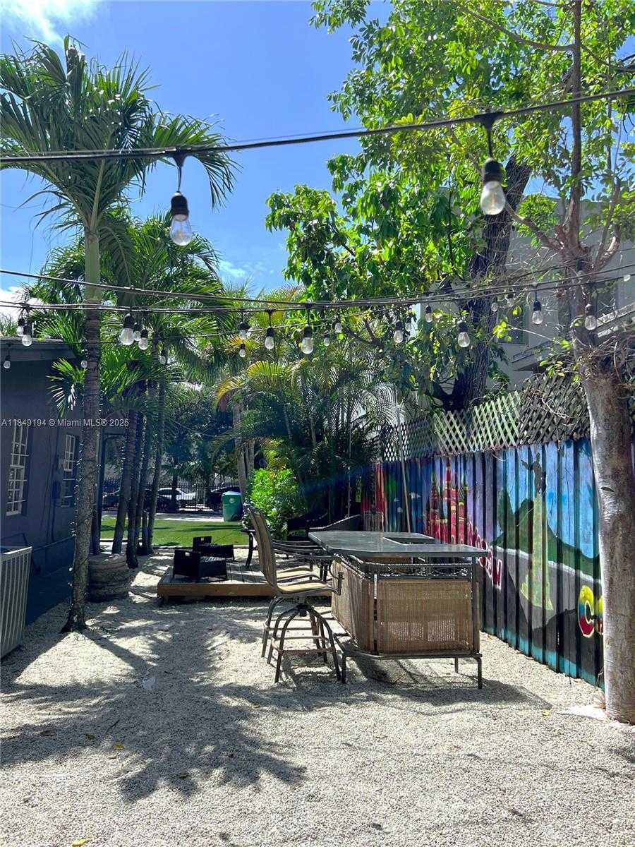 Small Image of 337 NORTH WEST 34TH ST #337, Miami Number 17