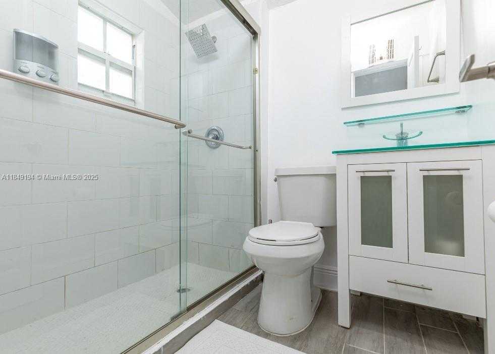 Small Image of 337 NORTH WEST 34TH ST #337, Miami Number 3