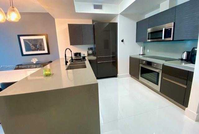 Small Image of 1080 BRICKELL AVE #2004, Miami Number 4
