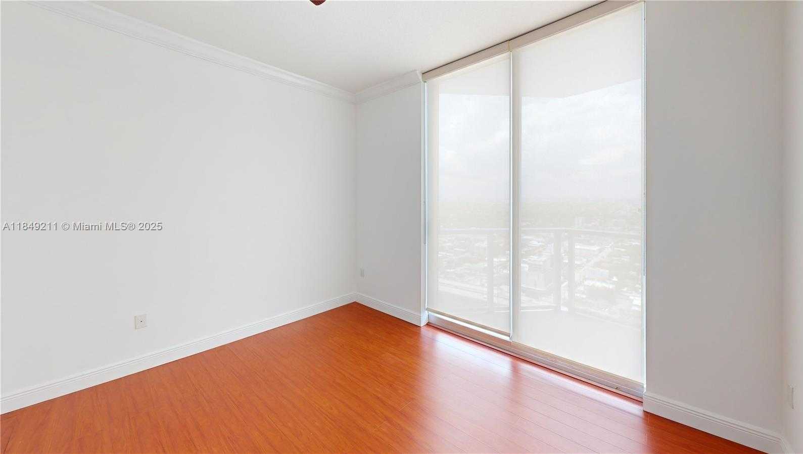 Small Image of 185 SOUTH WEST 7TH ST #4102, Miami Number 16