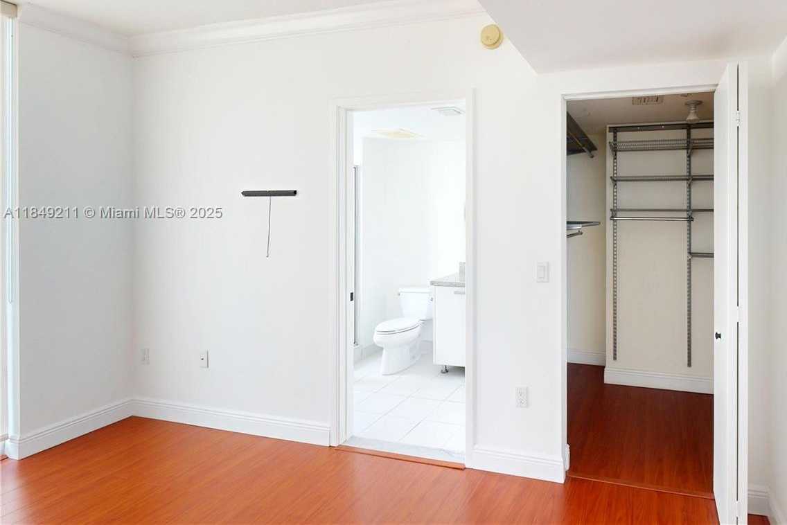 Small Image of 185 SOUTH WEST 7TH ST #4102, Miami Number 20