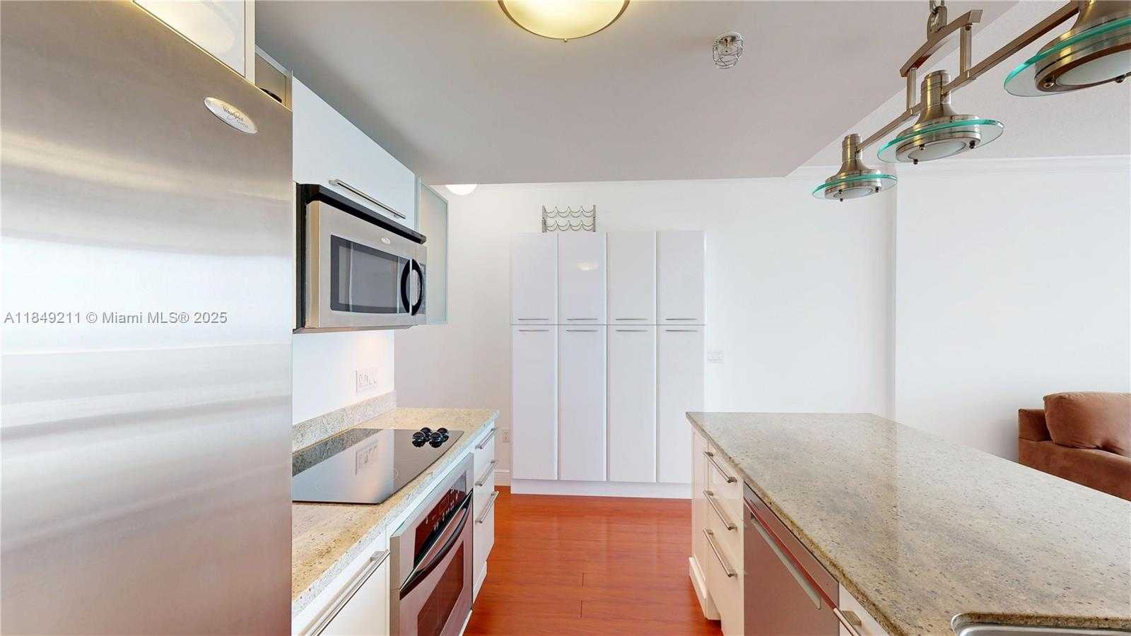 Small Image of 185 SOUTH WEST 7TH ST #4102, Miami Number 3
