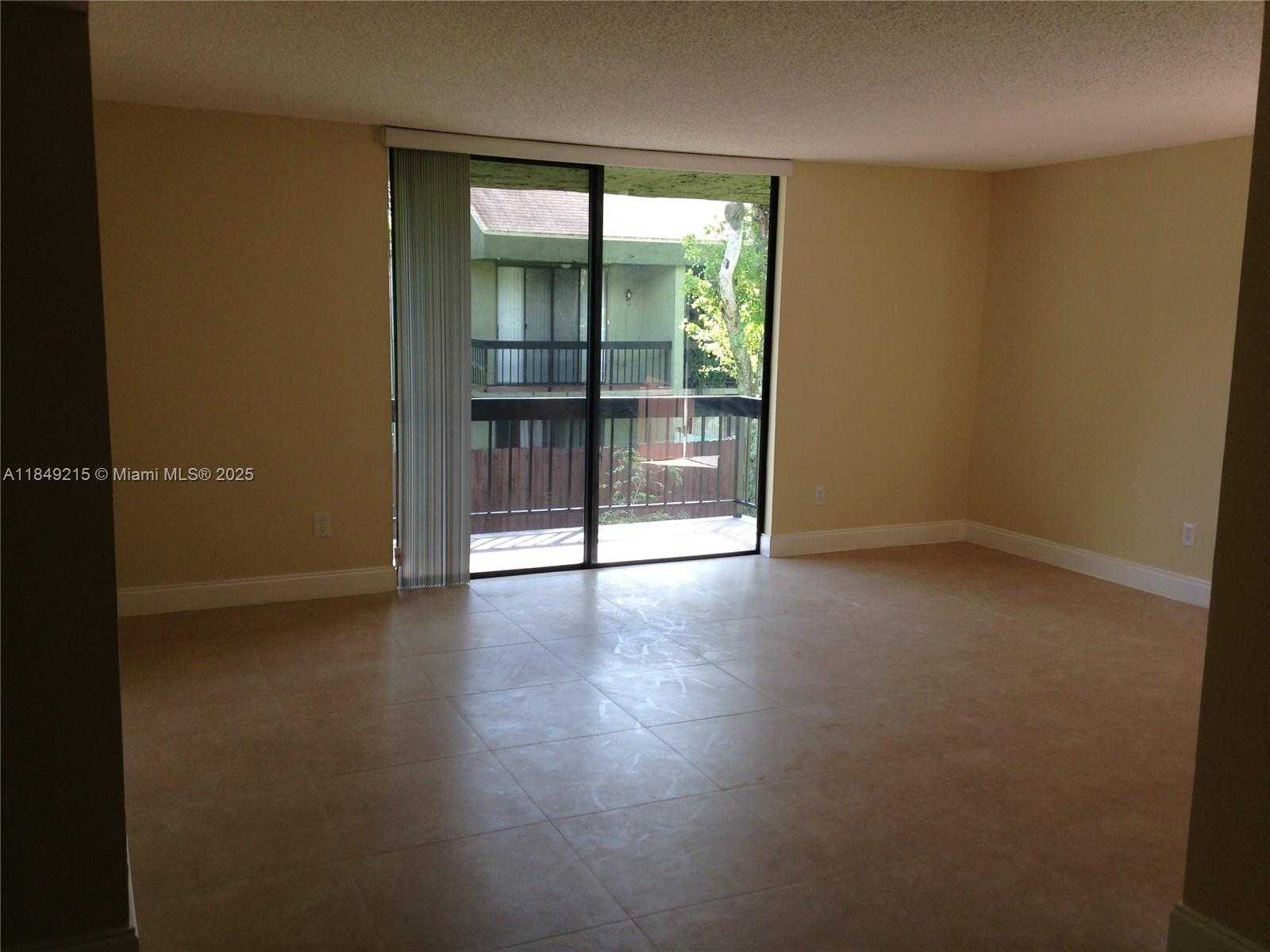 Small Image of Miami Number 5