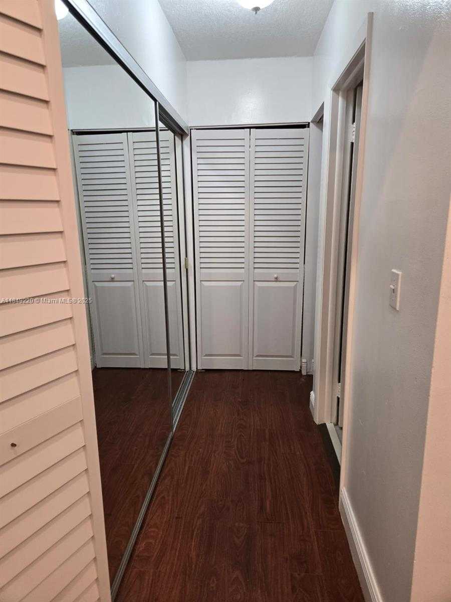 Small Image of 13370 SOUTH WEST 89TH TER #F, Miami Number 10