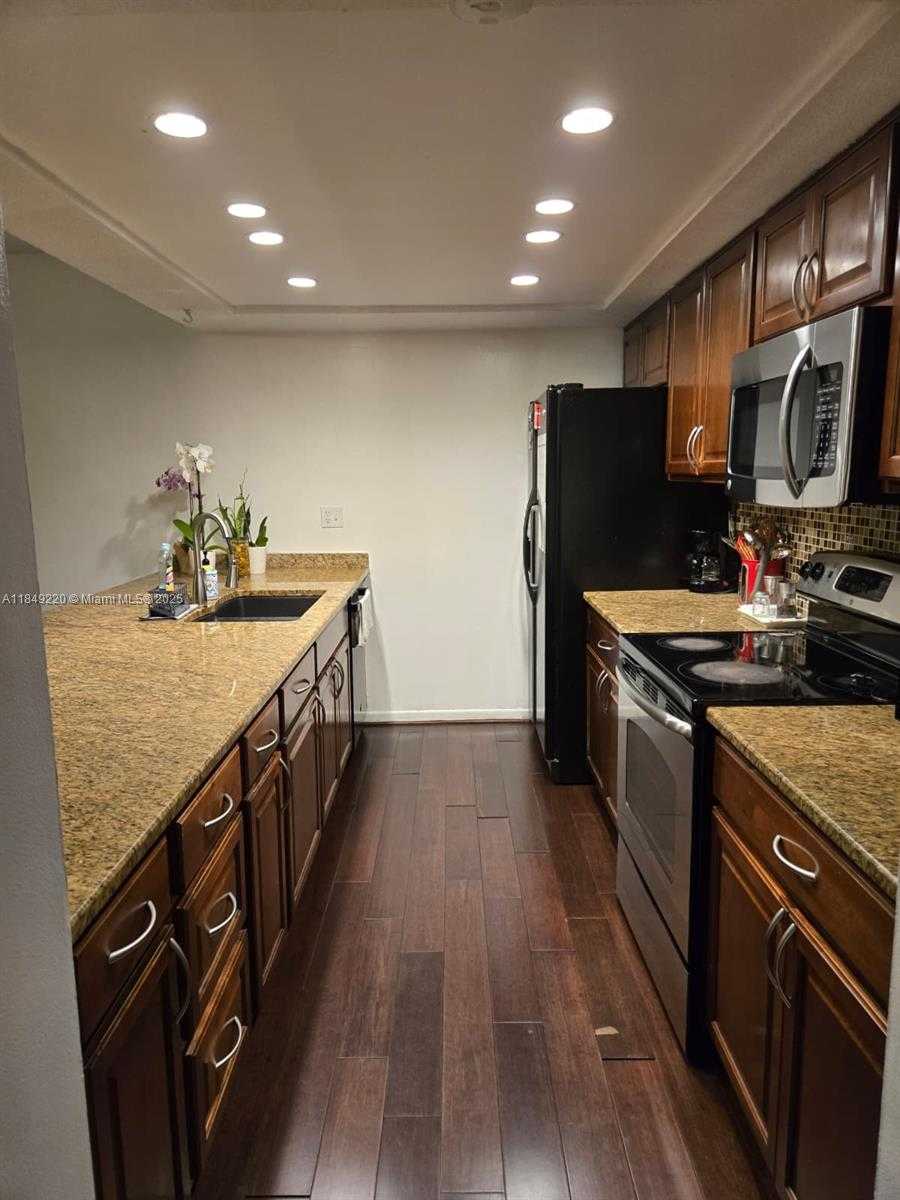 Small Image of 13370 SOUTH WEST 89TH TER #F, Miami Number 2