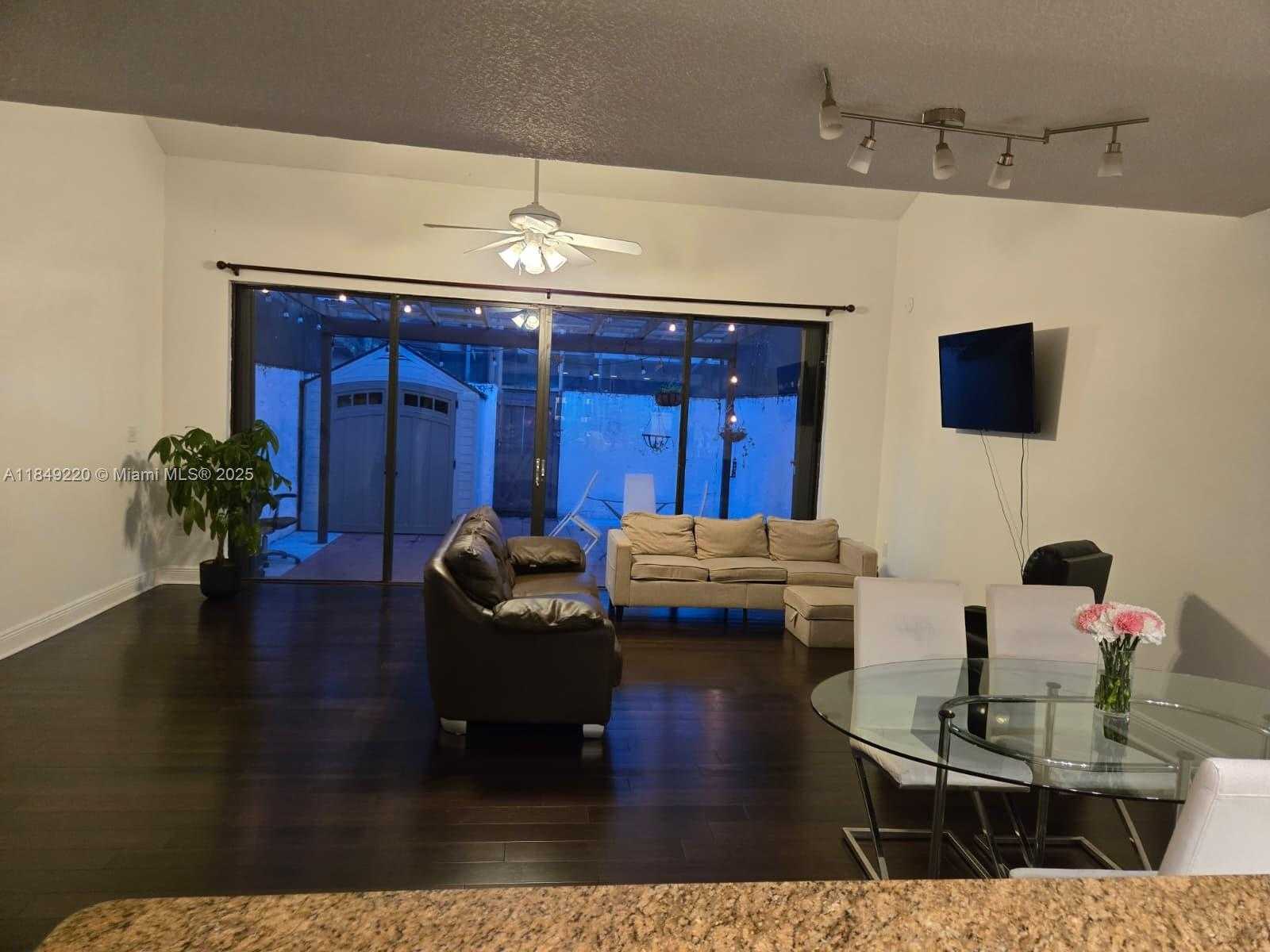 Small Image of 13370 SOUTH WEST 89TH TER #F, Miami Number 3