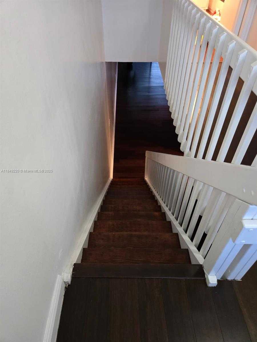 Small Image of 13370 SOUTH WEST 89TH TER #F, Miami Number 6