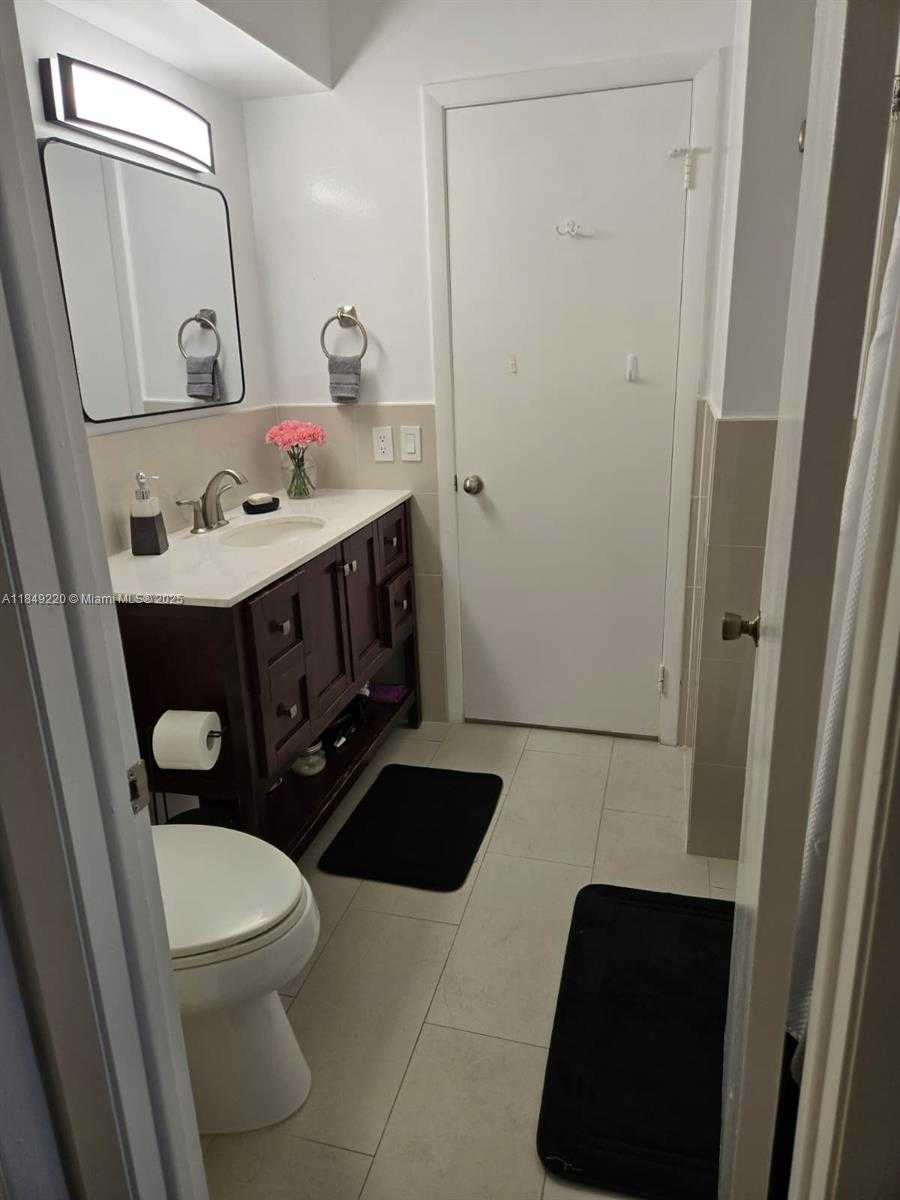 Small Image of 13370 SOUTH WEST 89TH TER #F, Miami Number 8