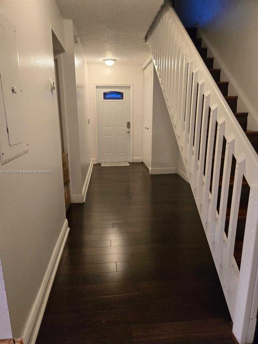 Small Image of 13370 SOUTH WEST 89TH TER #F, Miami Number 9