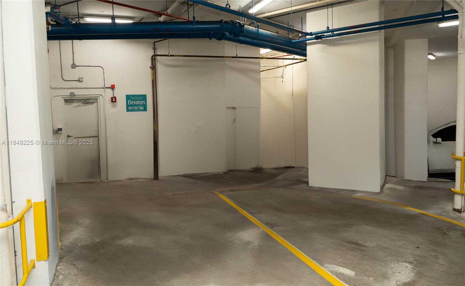 Small Image of 150 SUNNY ISLES BLVD #1-TH403, Sunny Isles Beach Number 3