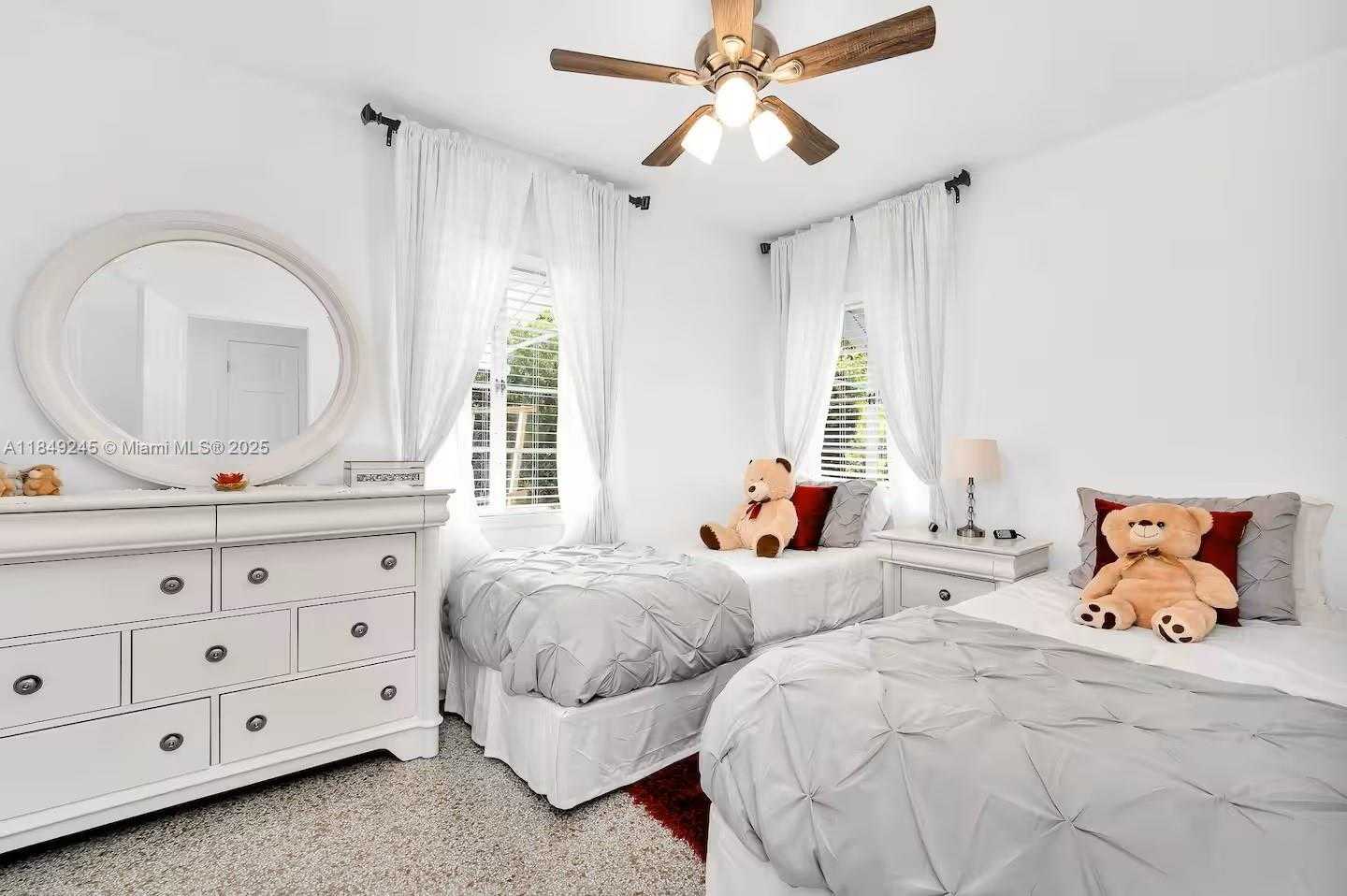 Small Image of 5515 SPRUCE AVE, West Palm Beach Number 5