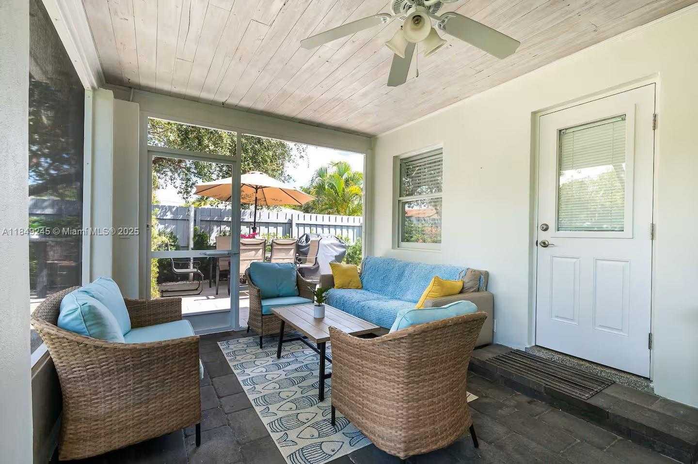 Small Image of 5515 SPRUCE AVE, West Palm Beach Number 7