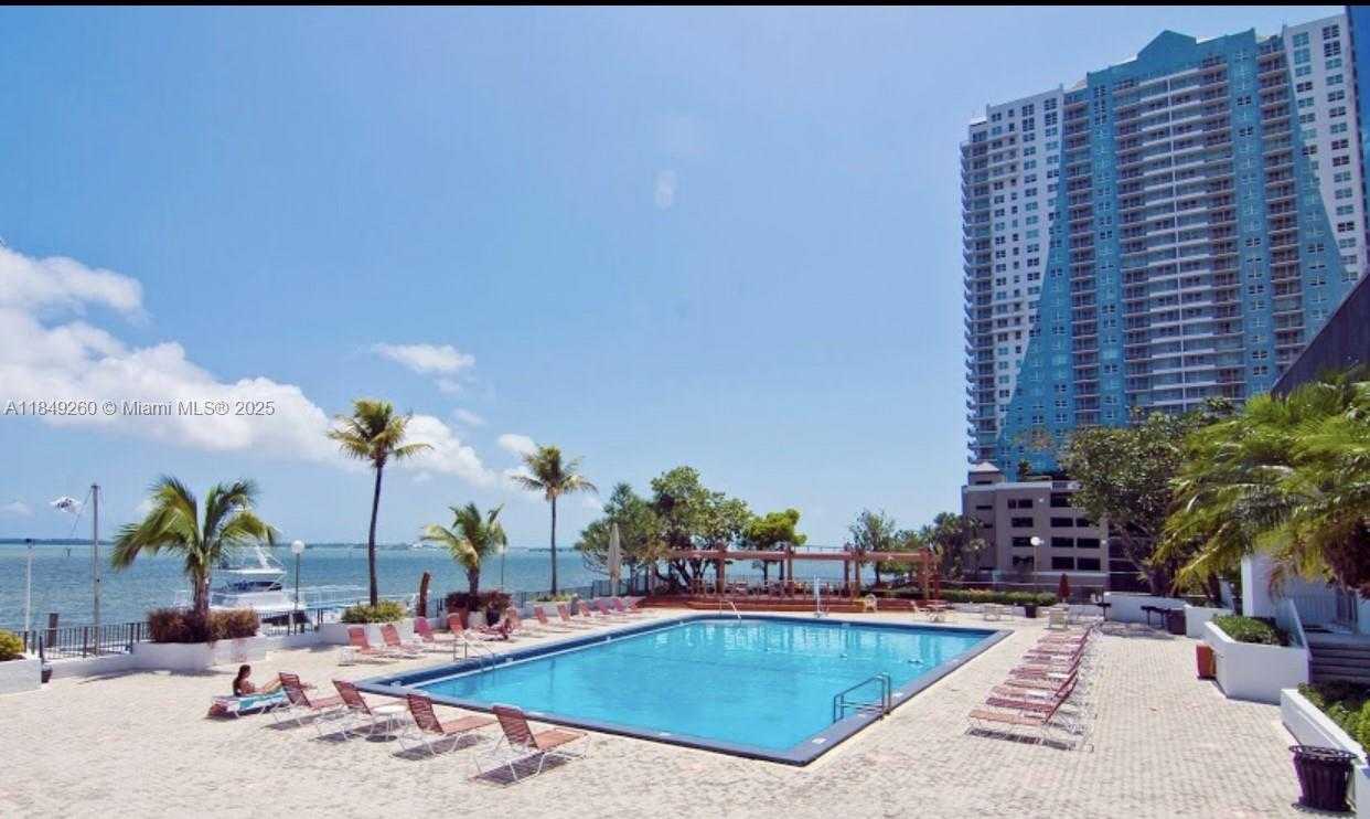 Small Image of 801 BRICKELL BAY DR #1166, Miami Number 8