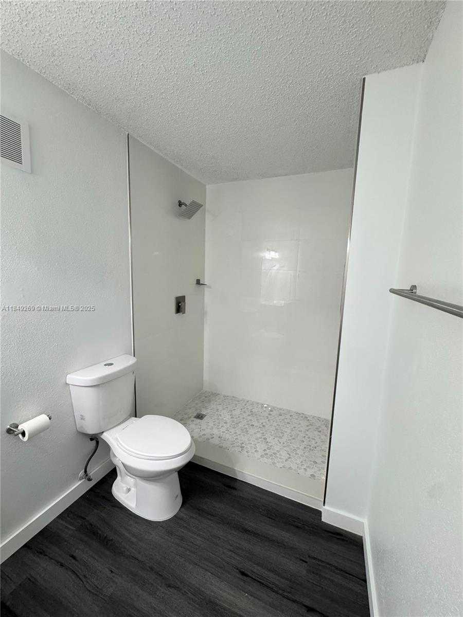 Small Image of 15067 SOUTH WEST 103RD TER #14211, Miami Number 13
