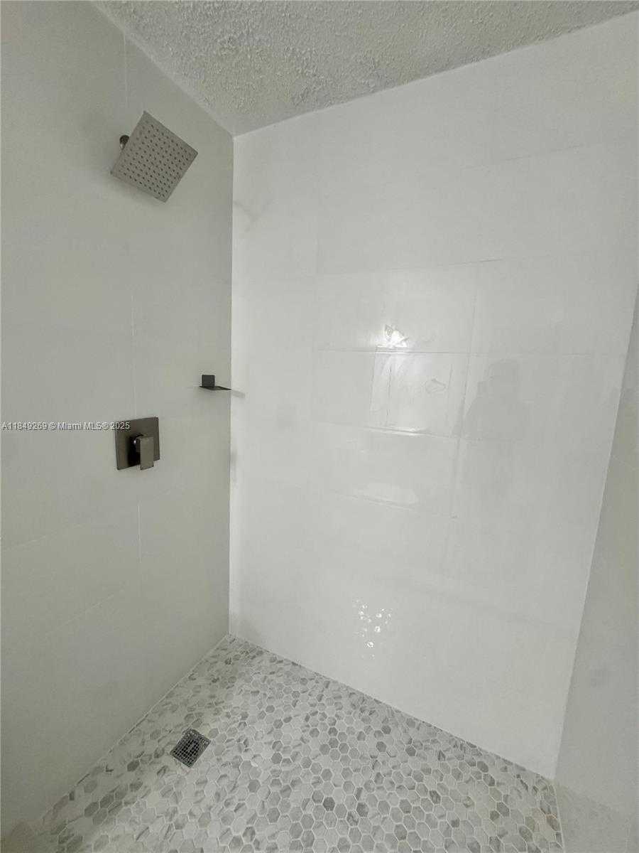 Small Image of 15067 SOUTH WEST 103RD TER #14211, Miami Number 16
