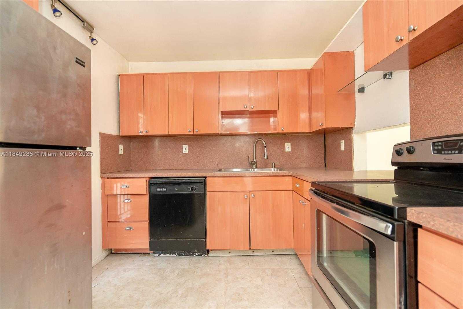 Small Image of 1850 NORTH EAST 169TH ST #209, North Miami Beach Number 18