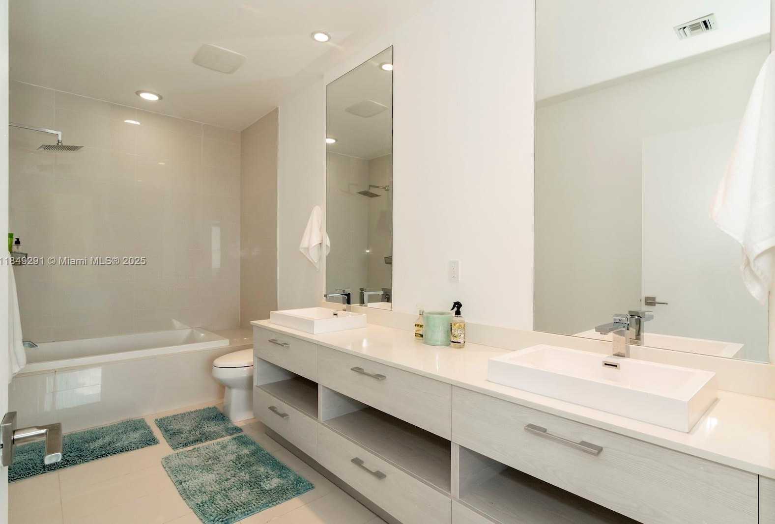 Small Image of 55 SOUTH WEST 9TH ST #4206, Miami Number 19